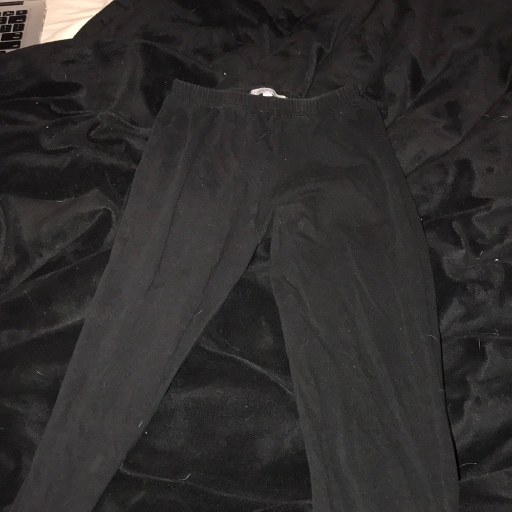 Black leggings